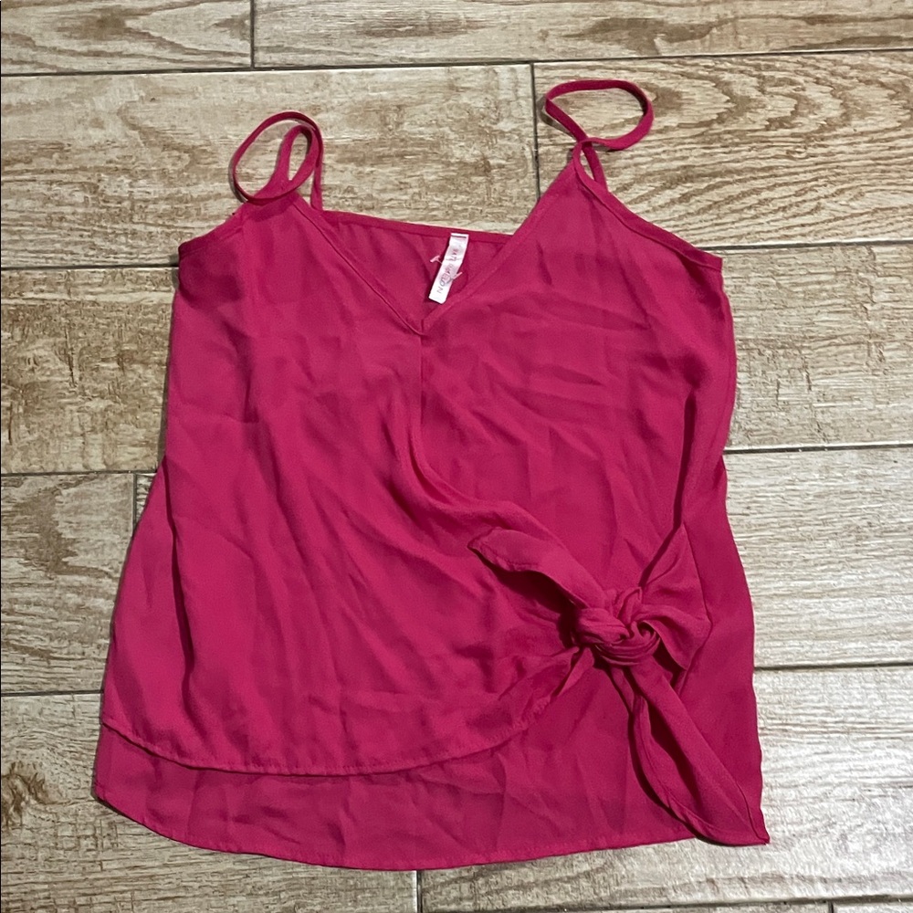 Elegant Fuchsia Camisole with Knot Detail